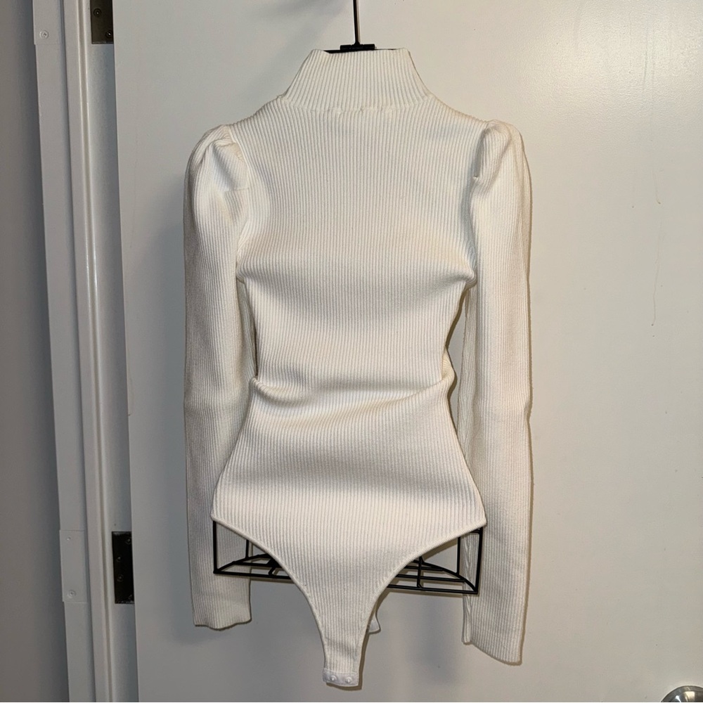 ASTR The Label Front Cutout Long Sleeve Sweater Bodysuit Cream - Picture 3 of 5